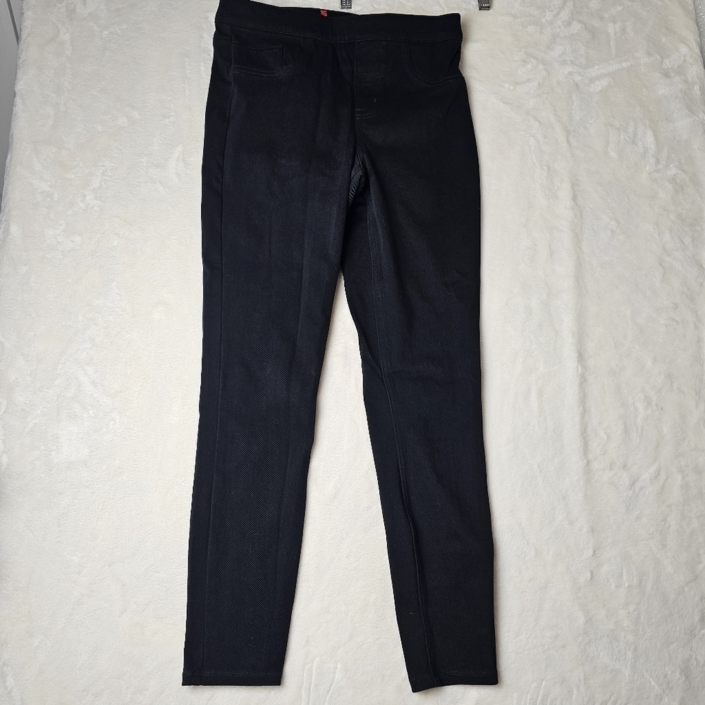 Spanx pants Medium Dark Wash Stretchy comfort slimming jeans comfy
